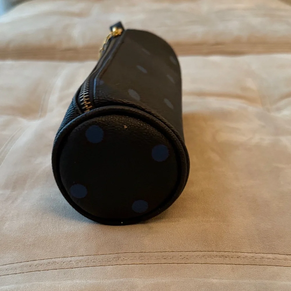 Guerlan Black and Blue Polka Dot Makeup Pouch